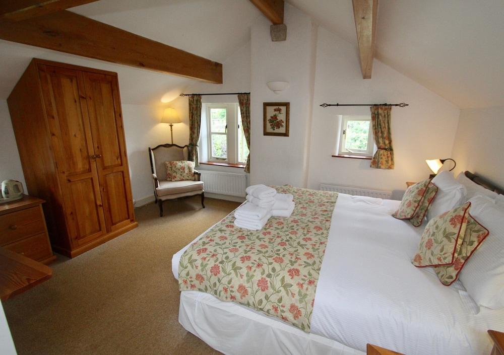 Ashfield House Hotel Grassington Exterior foto The Old Vicarage, bedroom